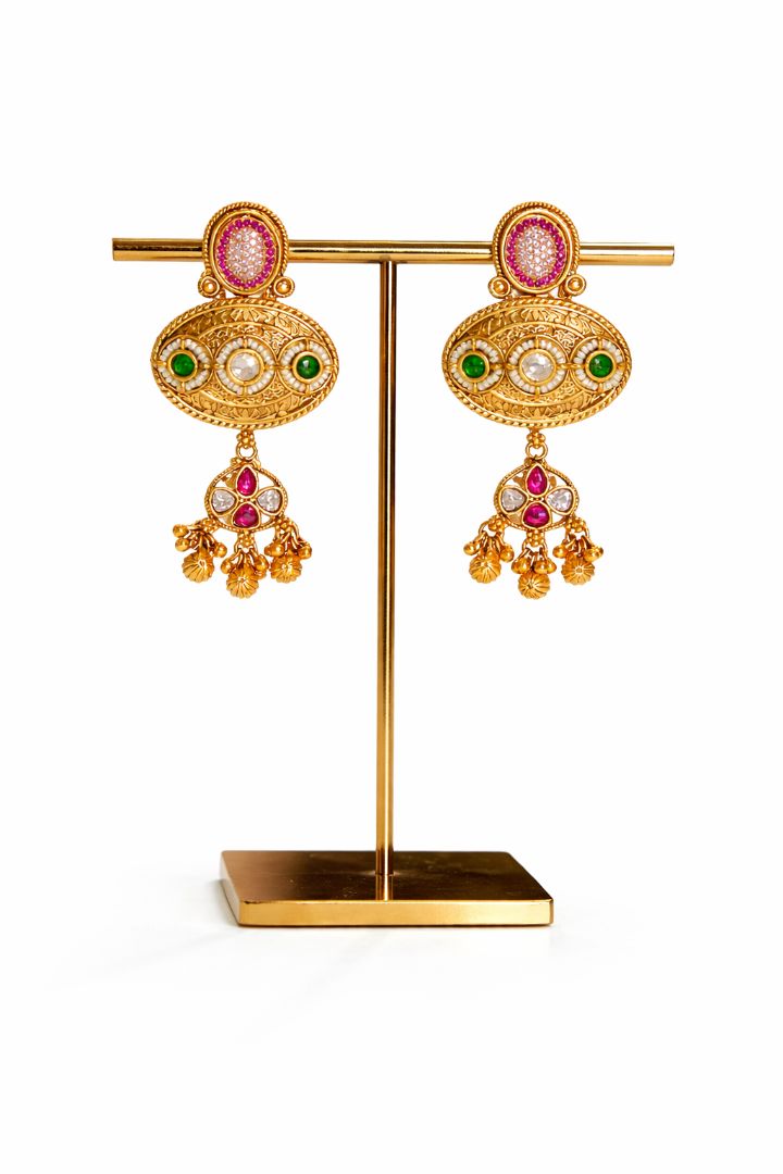 Heritage Carved Floral South Gold Necklace and Earrings
