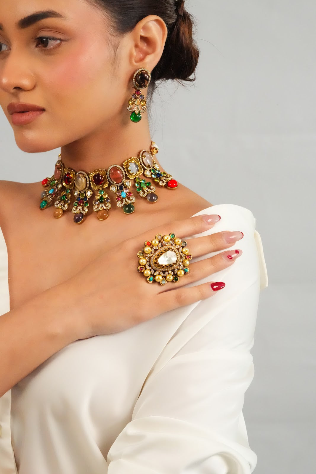 Royal Inspired Vibrant Pendant Necklace with Earring