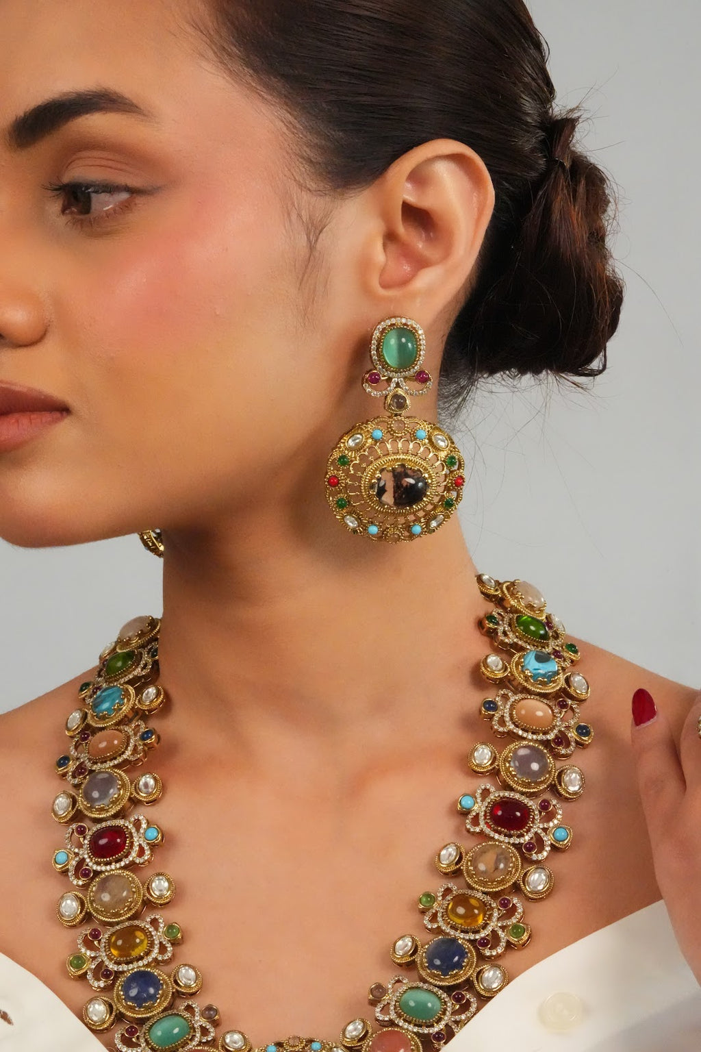 Classic Ornate Multistone Necklace with Earrings