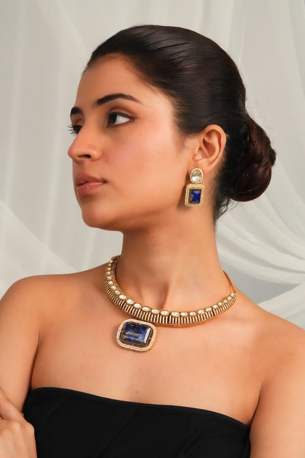 Classic Blue Stone Collar Necklace with Statement Earrings
