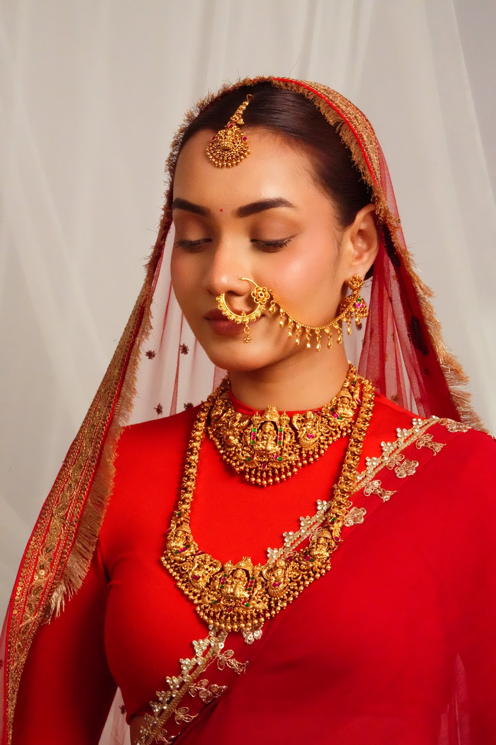 Lakshmi Motif Antique Temple Choker with Earrings