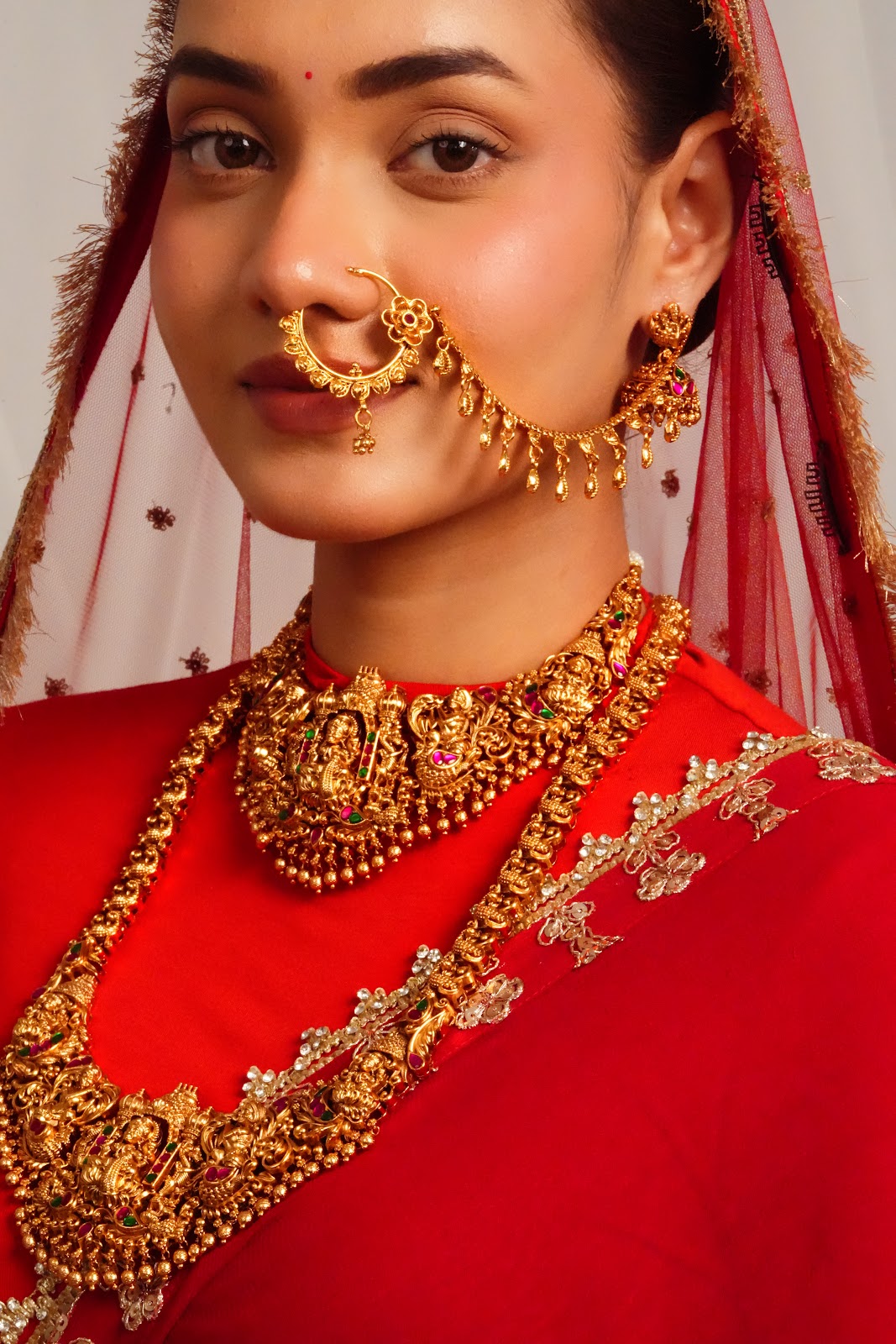 Lakshmi Motif Antique Temple Choker with Earrings